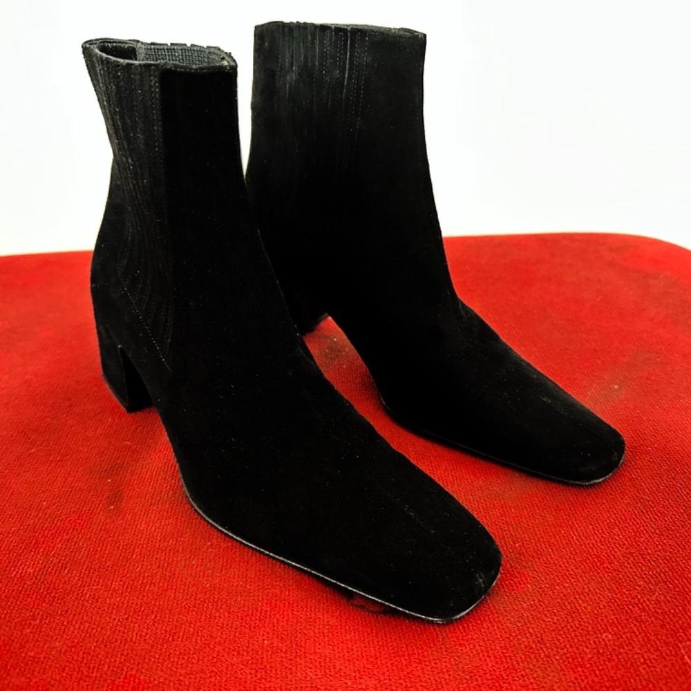 Bally Suede Women’s Black Pull On Bootie.